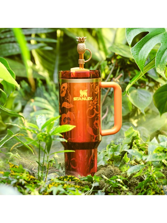 Stanley 1913 x KAROL G Quencher® H2.0 Flowstate Tumbler Stanley 1913 x KAROL G Quencher® H2.0 Flowstate Tumbler